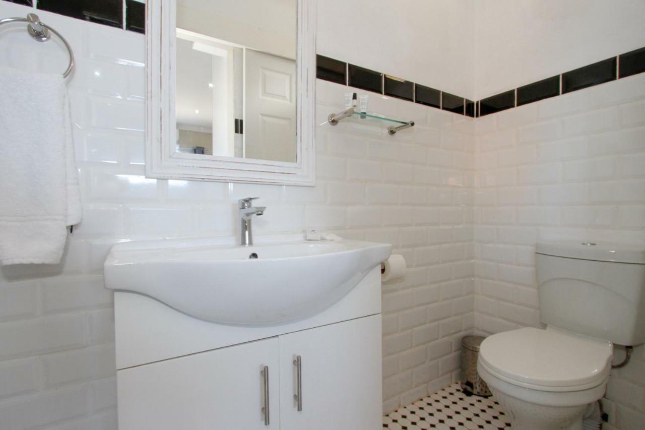 Coweys Corner Bed and Breakfast Durban Buitenkant foto