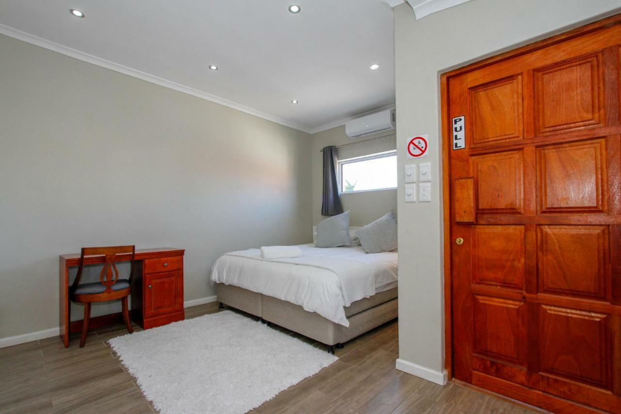 Coweys Corner Bed and Breakfast Durban Buitenkant foto