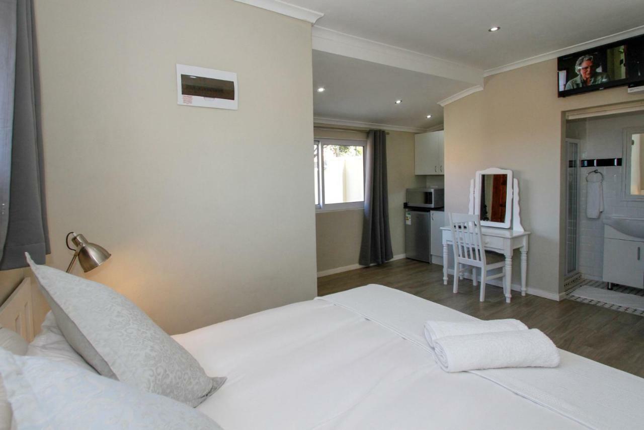Coweys Corner Bed and Breakfast Durban Buitenkant foto